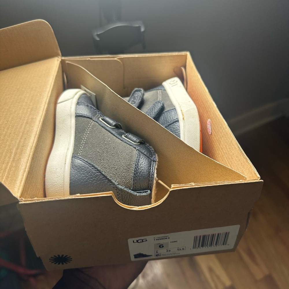 T Rennon Ugg Boot